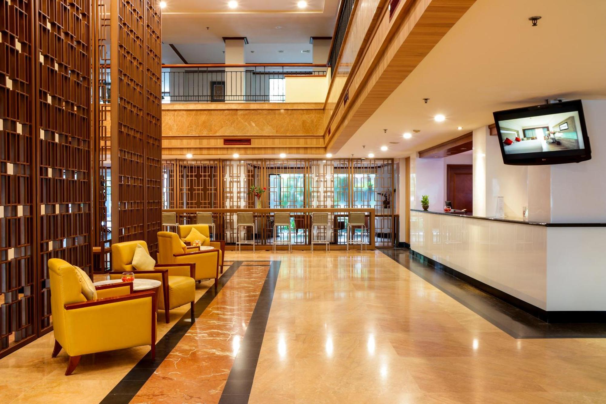 Ap Premier Batam Hotel Nagoya Exterior photo