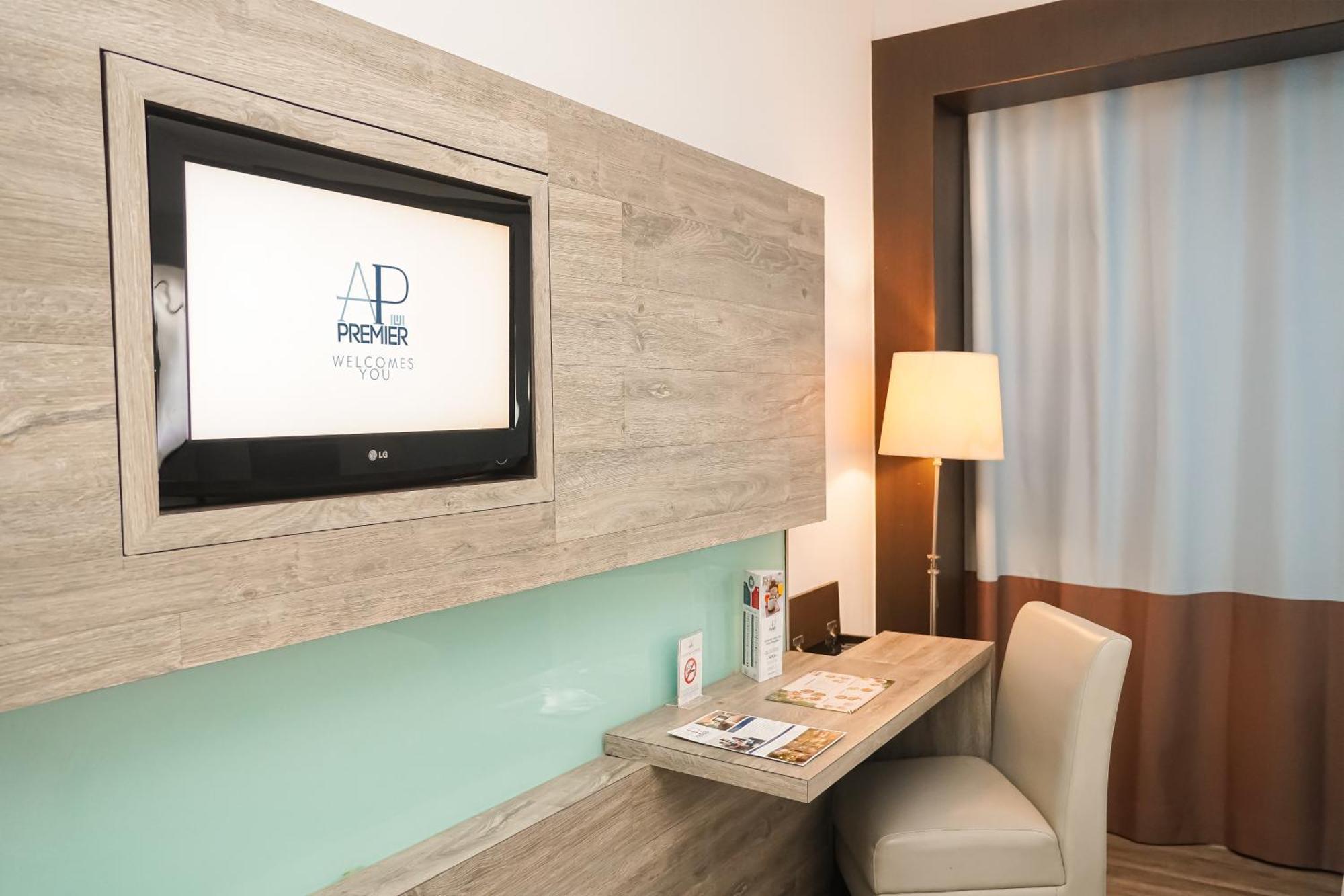 Ap Premier Batam Hotel Nagoya Exterior photo